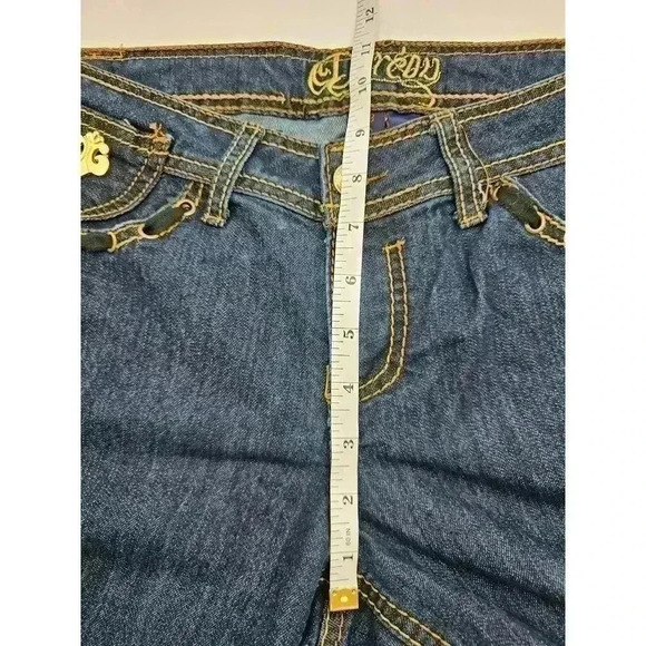 Y2K Dereon Women's 7/8 Straight Leg Dark Denim Jeans with Pocket Details - Picture 6 of 8